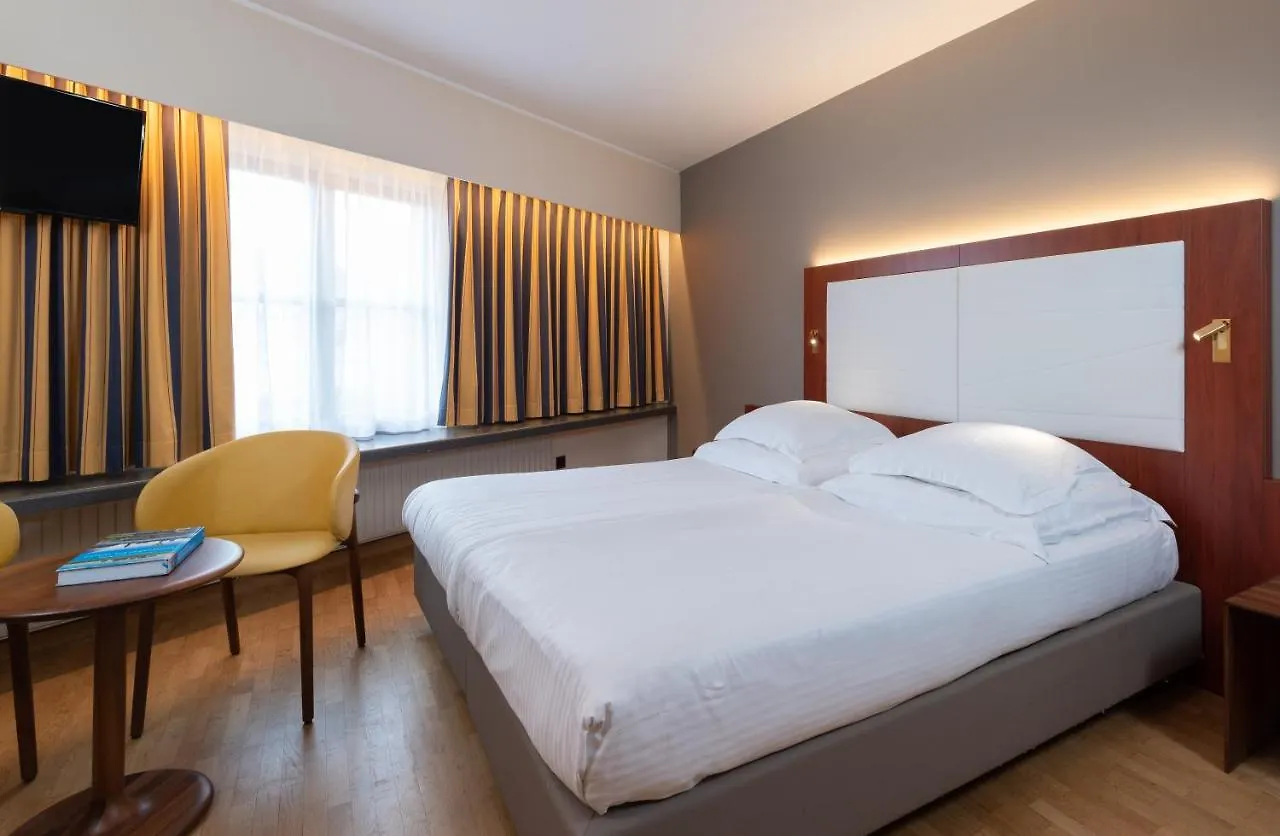 ****  Rosenburg Hotel Brugge Bélgica