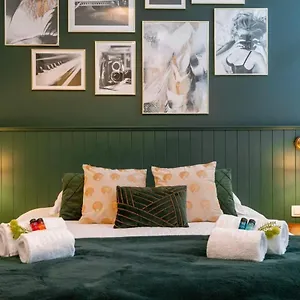 Vakantiehuis Huswell - Stylish In The Heart Of, Brugge